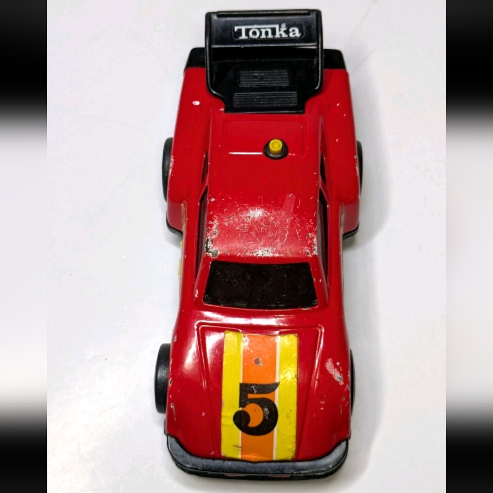 Vintage Tonka Porsche 6175 Red Steel Clutch Poppers Push-Button Friction Car